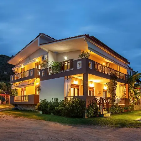Tsamakdas House