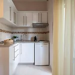 Ξενοδοχείο με διαμερίσματα Tsamakdas House