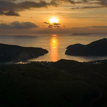 شقة فندقية Tsamakdas House